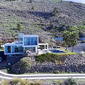 https://villa-cristal.in-canary-islands.com